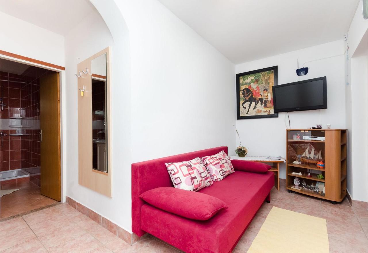 Apartments Albina Лопар Экстерьер фото